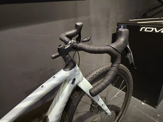 Bicicleta Seminova Diverge Tamanho 49 Specialized